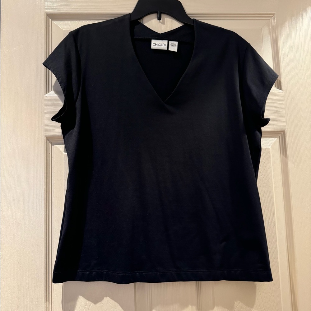Chico's Black Boxy Relaxed Short Sleeve Blouse